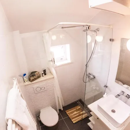 Pinna Hvar Apartment