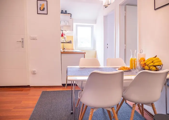 Pinna Hvar Apartamento *