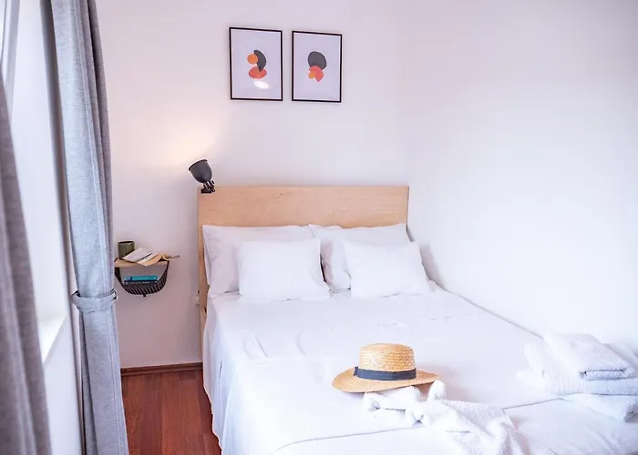 Pinna Hvar Apartment